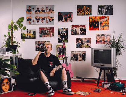 'PUNK RAVE' GRAFFITI TEE